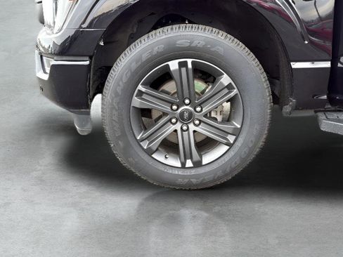 Used 2023 Ford F150 Lariat w/ Equipment Group 502A High image 38