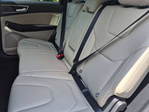 Used 2022 Ford Edge Titanium w/ Equipment Group 301A AWD/4WD image 23