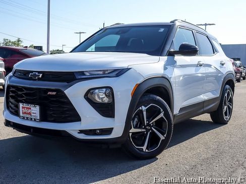 Used 2022 Chevrolet TrailBlazer RS AWD/4WD image 2