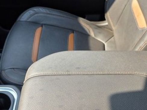 Used 2023 GMC Sierra 3500 AT4 w/ Gooseneck/5TH Wheel Package image 25