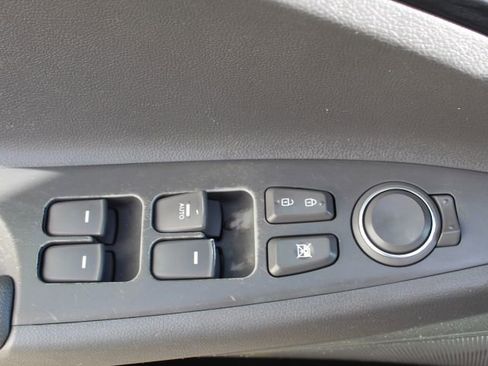 Used 2013 Hyundai Sonata GLS image 14