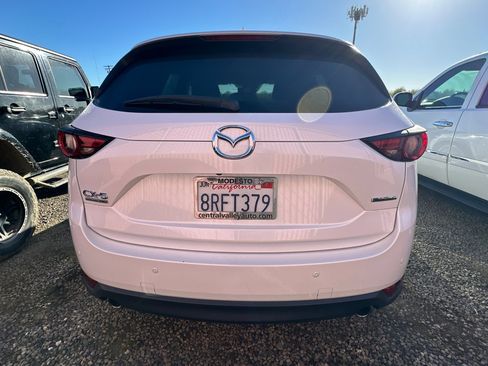 Used 2020 MAZDA CX-5 Signature image 4