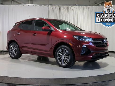 Used 2022 Buick Encore GX Select w/ Sport Touring Package image 2