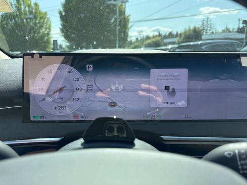 New 2026 Genesis Electrified GV70 image 18