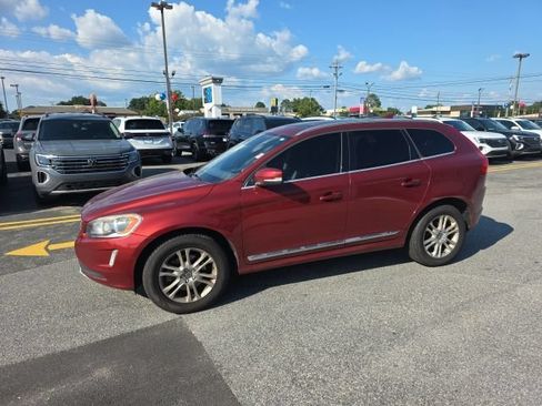 Used 2016 Volvo XC60 T5 Premier w/ Proximity Package FWD image 8