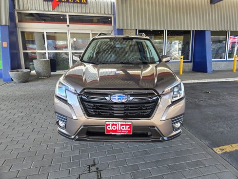 Used 2024 Subaru Forester Limited image 2