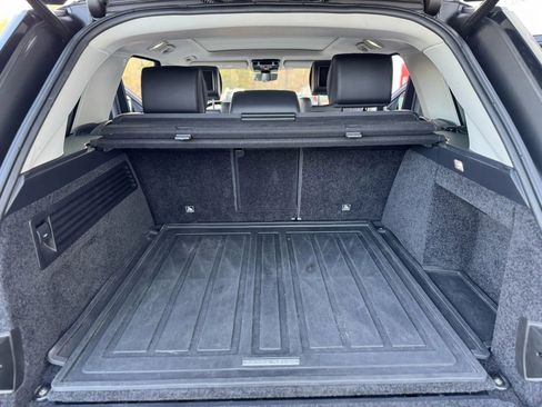 Used 2017 Land Rover Range Rover HSE image 15