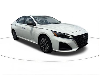 Used 2025 Nissan Altima 2.5 SV