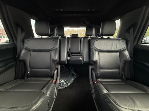 New 2025 Ford Expedition Platinum w/ Stealth Performance Package image 30