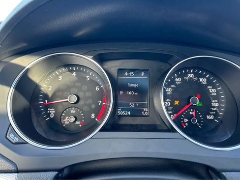 Used 2017 Volkswagen Jetta SE image 6