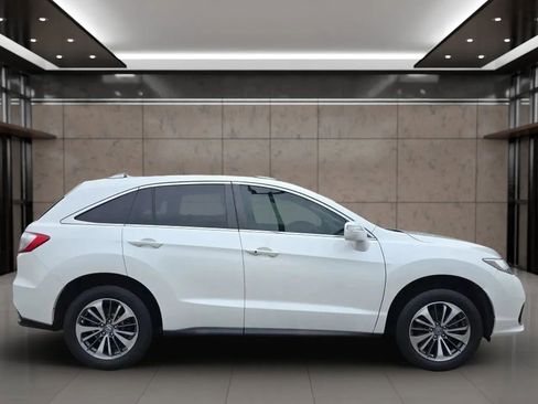 Used 2018 Acura RDX AWD w/ Advance Package image 9