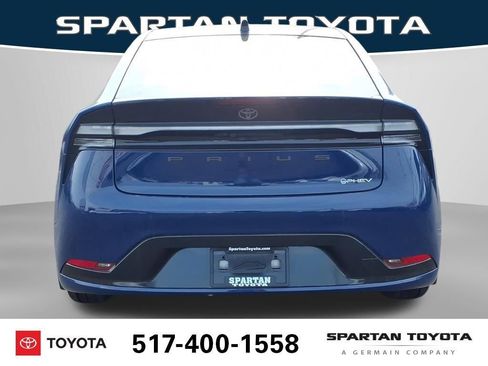 New 2026 Toyota Prius Plug-In Hybrid image 8