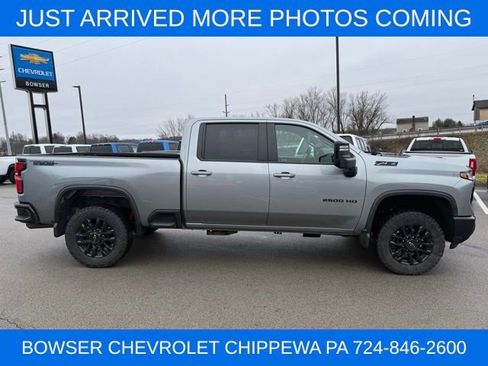 Used 2025 Chevrolet Silverado 2500 LT w/ Trail Boss Package image 8