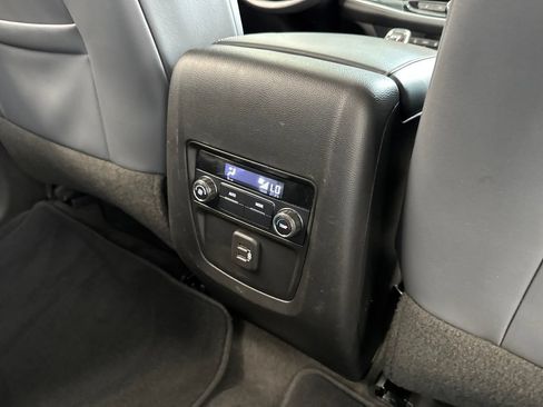 Used 2020 Buick Enclave Essence AWD/4WD image 49