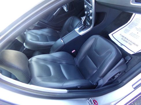 Used 2016 Volvo S60 T5 Premier image 27