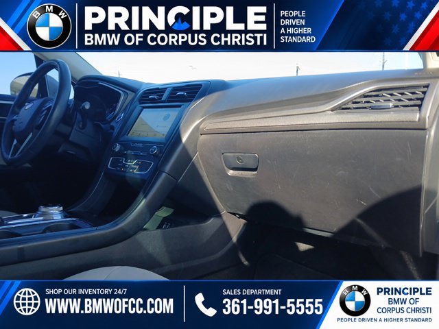 Used 2019 Ford Fusion SE w/ Equipment Group 151A FWD image 17
