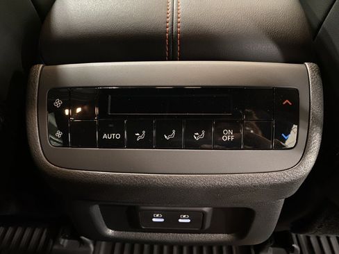 Used 2026 Nissan Pathfinder Rock Creek w/ Rock Creek Premium Package AWD/4WD image 39