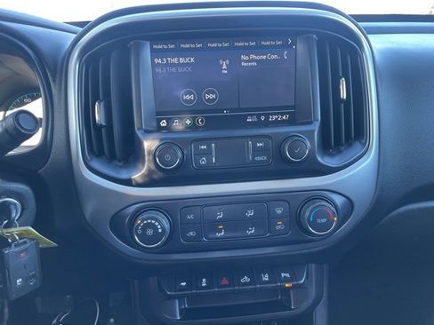 Used 2022 Chevrolet Colorado LT w/ Safety Package image 26