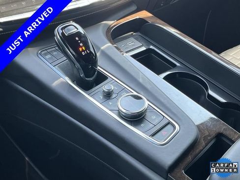 Used 2022 Cadillac Escalade ESV Sport Platinum w/ LPO, ONYX Package AWD/4WD image 38