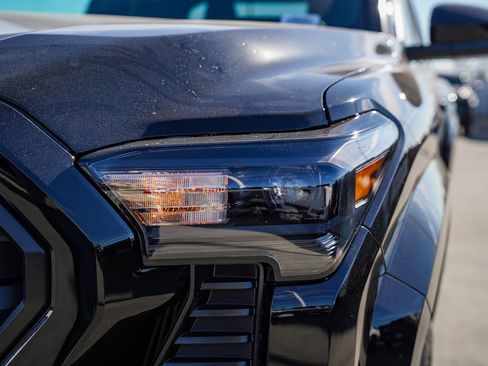 New 2026 Toyota Tacoma SR5 image 5