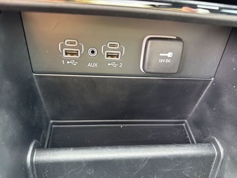 Used 2025 Jeep Grand Cherokee Limited 4xe w/ MOPAR Finishing Package image 28