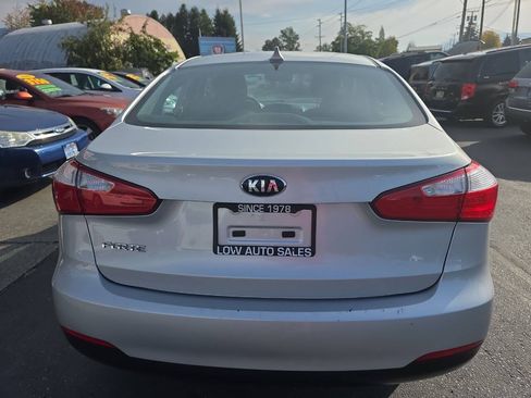 Used 2016 Kia Forte LX FWD image 5