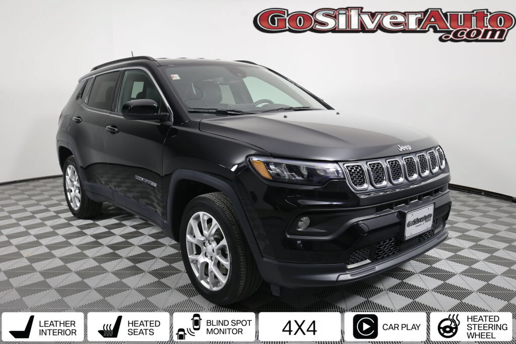 Used 2023 Jeep Compass Latitude AWD/4WD image 1