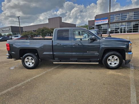 Used 2018 Chevrolet Silverado 1500 LT image 3