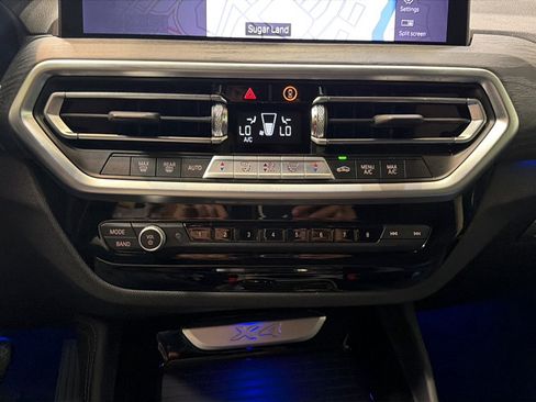 Used 2024 BMW X4 xDrive30i w/ Convenience Package AWD/4WD image 19