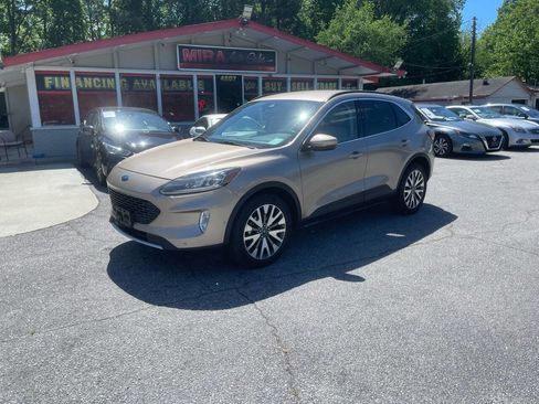 Used 2020 Ford Escape Titanium AWD/4WD image 2