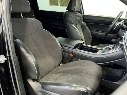 Used 2024 Hyundai Palisade Calligraphy image 13