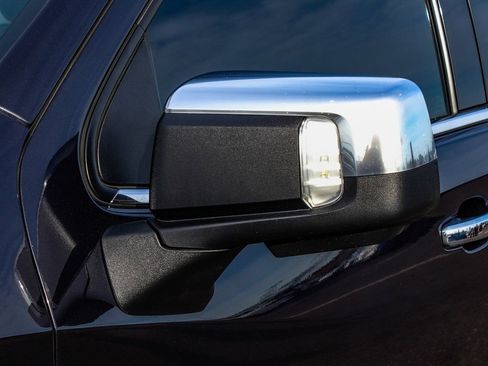 Used 2023 Chevrolet Silverado 1500 High Country w/ High Country Premium Package image 45