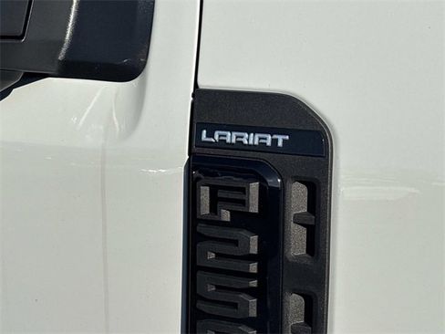 New 2026 Ford F250 Lariat w/ Black Appearance Package image 10
