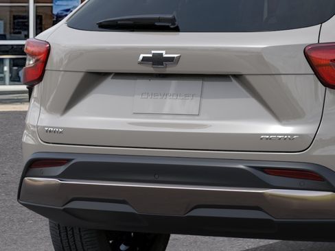 New 2026 Chevrolet Trax ACTIV w/ Driver Confidence Package FWD image 14