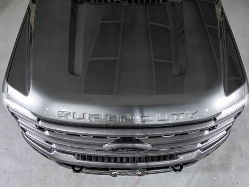 Used 2024 Ford F250 XLT w/ Black Appearance Package AWD/4WD image 38