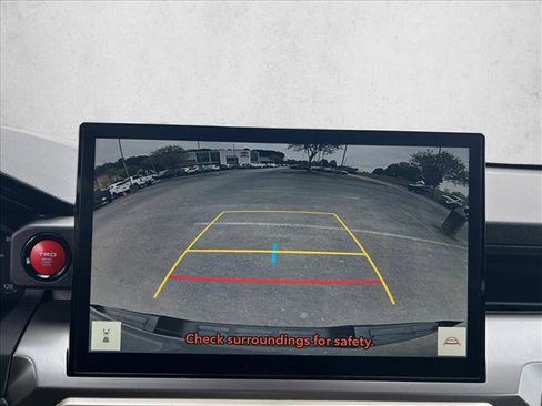 Certified 2025 Toyota Tacoma TRD Off-Road image 14