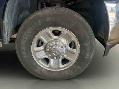 Used 2024 RAM 2500 Tradesman w/ Chrome Appearance Group AWD/4WD image 31
