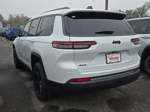 New 2026 Jeep Grand Cherokee L Limited w/ Limited Altitude Package AWD/4WD image 3