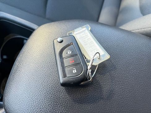 Used 2025 Toyota RAV4 LE image 22