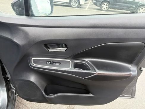 Used 2025 Nissan Versa SR w/ Trunk Package FWD image 32