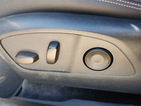 Used 2024 Chevrolet Blazer EV LT image 12