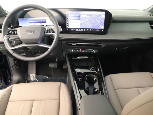 New 2026 Audi Q3 quattro 2.0T AWD/4WD image 18