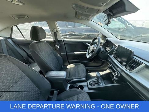 Used 2022 Kia Rio S w/ Technology Package FWD image 2