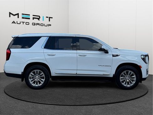 Used 2022 GMC Yukon SLT w/ SLT Premium Package RWD image 10