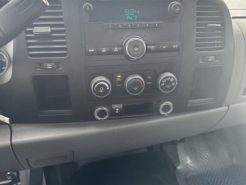 Used 2013 Chevrolet Silverado 2500 W/T image 15