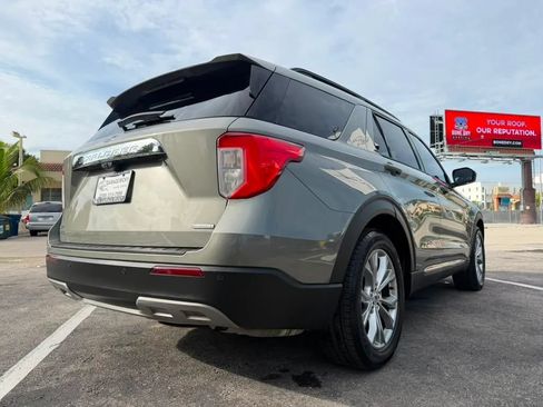Used 2020 Ford Explorer XLT w/ Equipment Group 202A RWD image 36