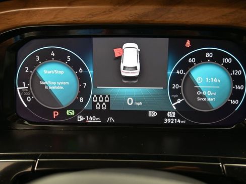 Used 2025 Volkswagen Atlas SE FWD image 21
