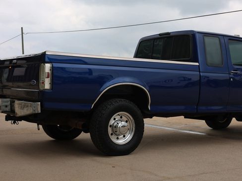 Used 1997 Ford F250 4x4 SuperCab Heavy Duty image 4