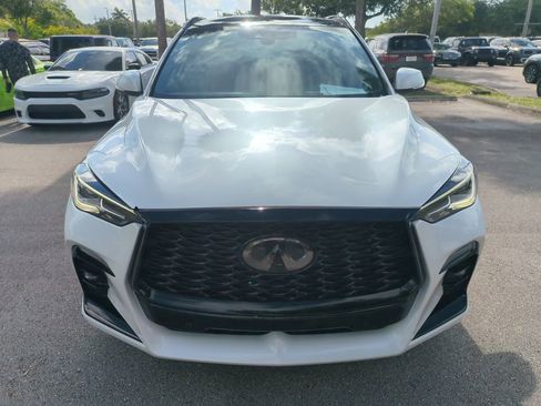 Used 2023 INFINITI QX50 Sport AWD/4WD image 4