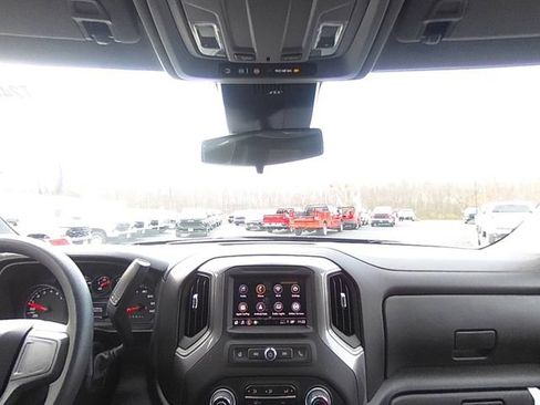 Used 2024 Chevrolet Silverado 1500 Custom image 35